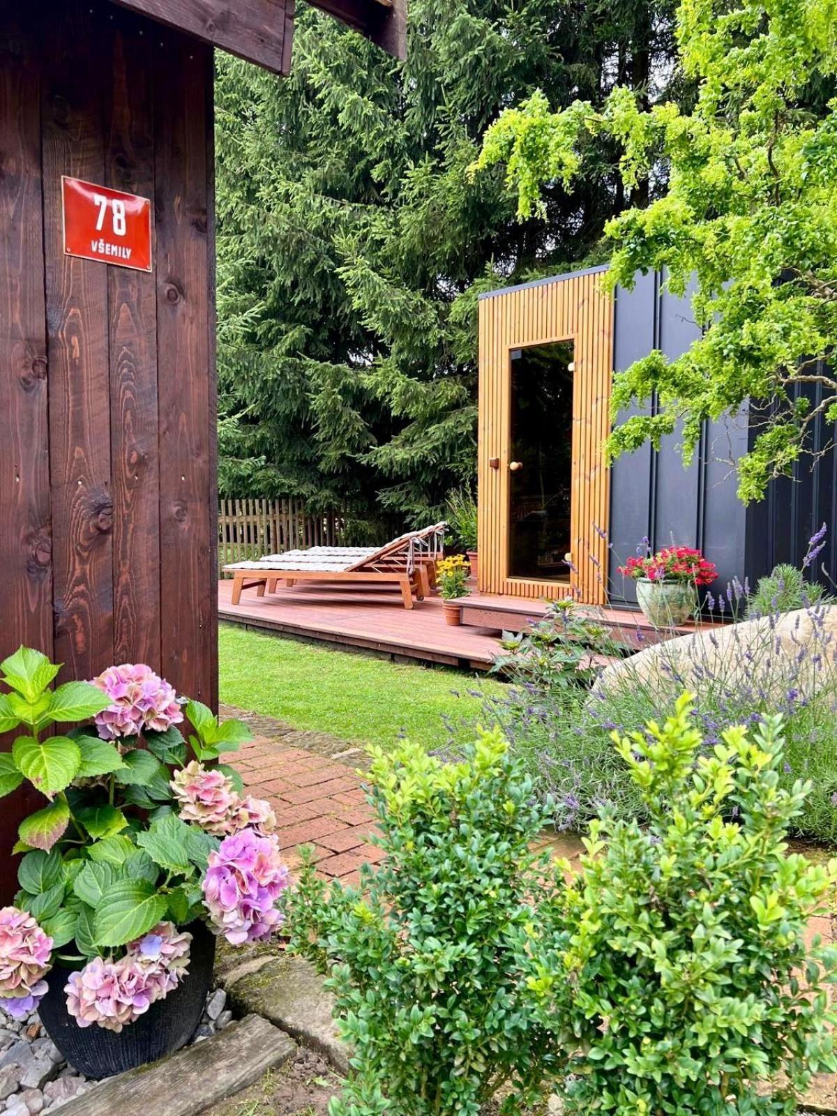 Tiny House Vsemily Ferienhaus *